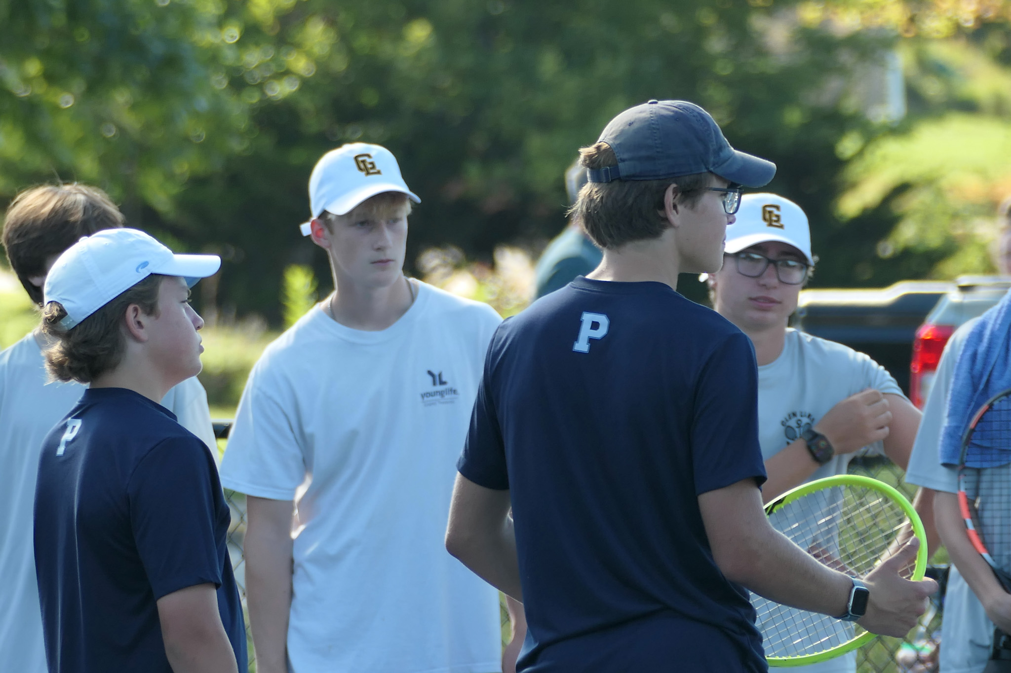 tennis players meeting before a match